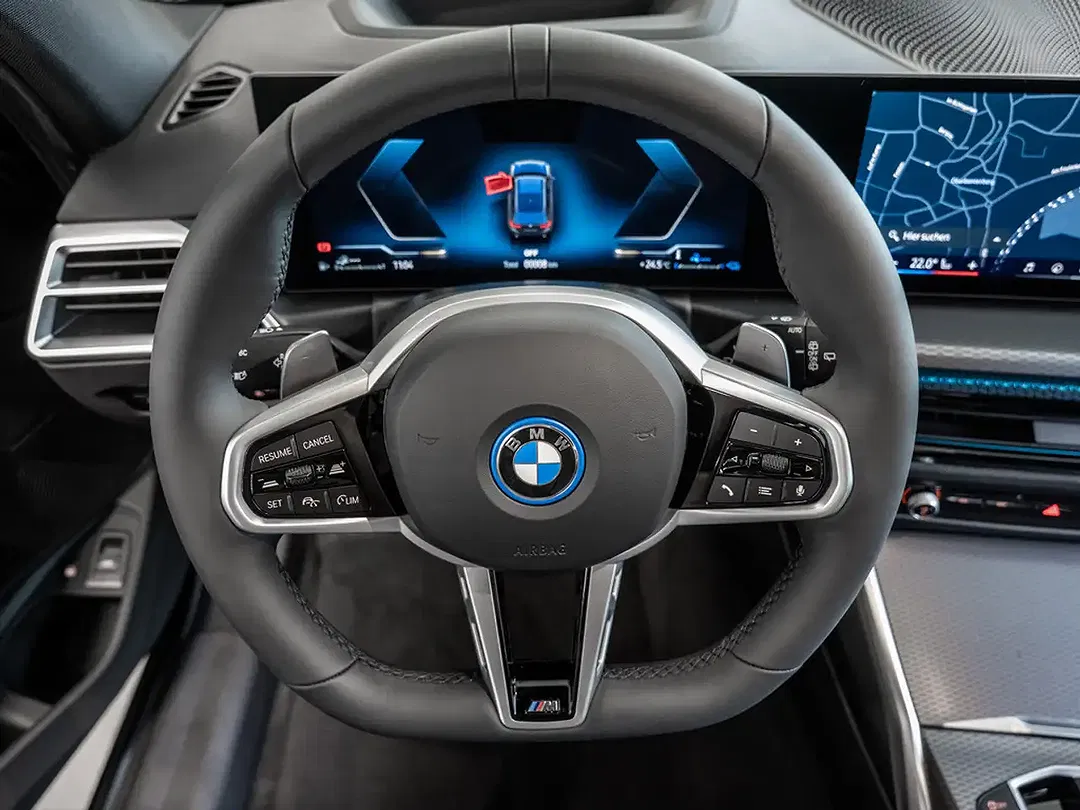 BMW 330 - Thumbnail 13