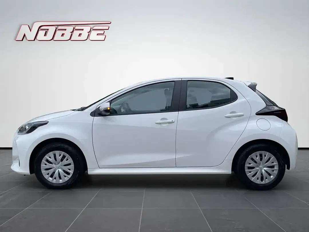 Toyota Yaris - Thumbnail 2