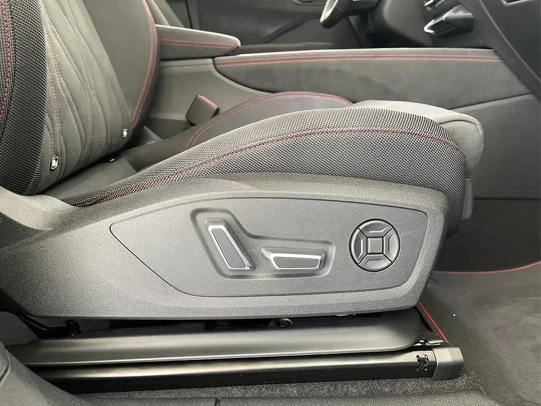 Audi Q3 - Thumbnail 15