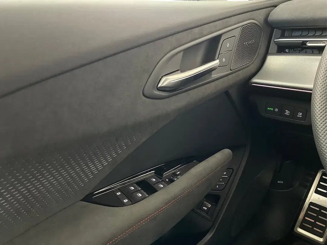 Audi Q3 - Thumbnail 9
