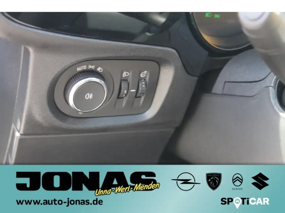 Opel Corsa - Thumbnail 12