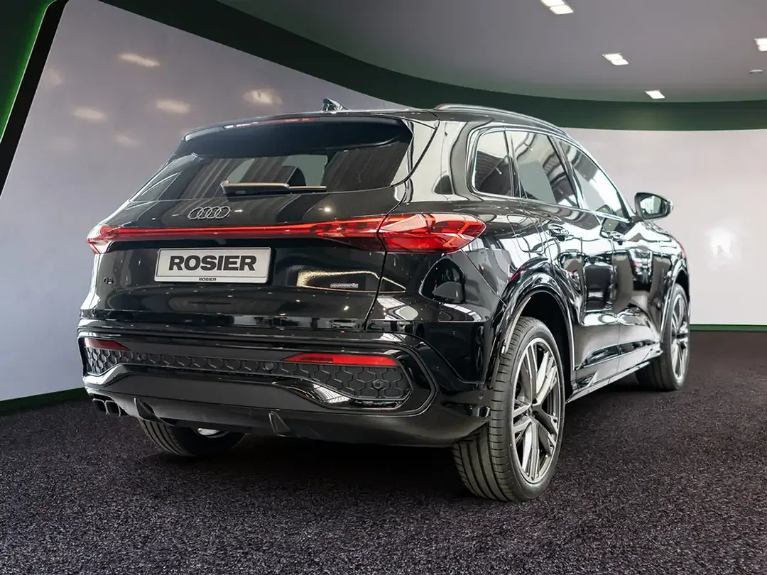 Audi Q5 - Thumbnail 3