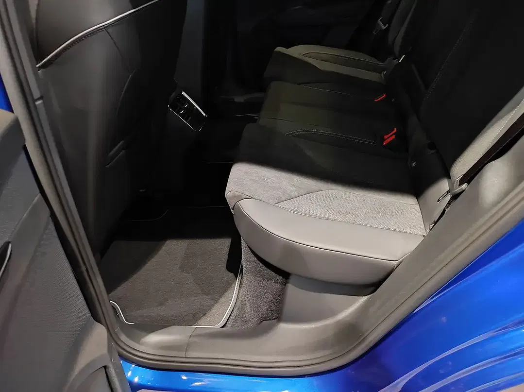 Skoda Enyaq - Thumbnail 5