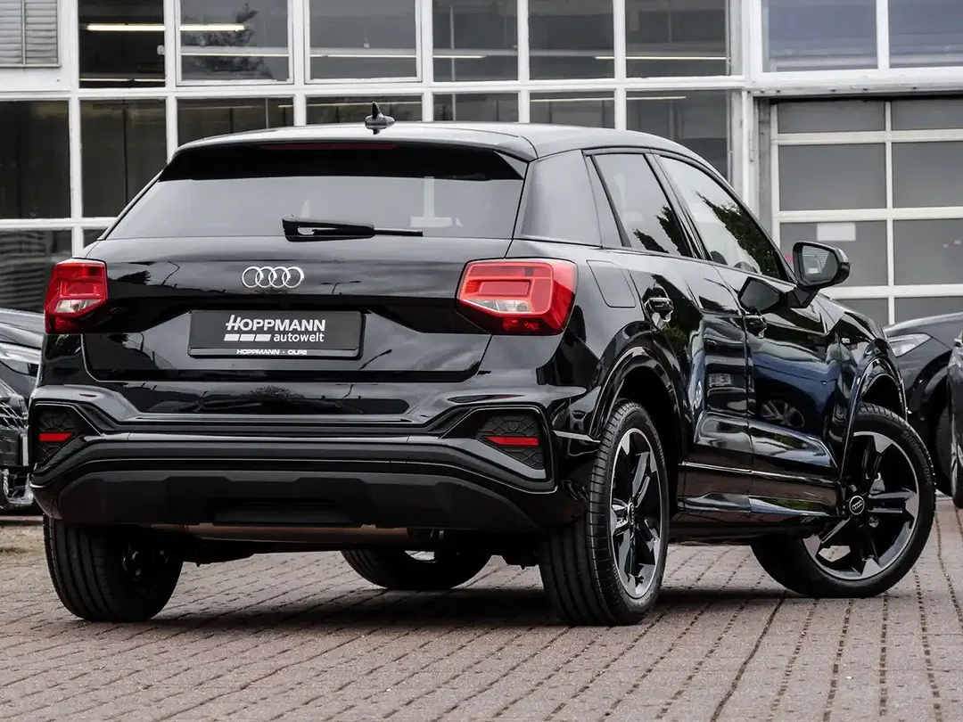Audi Q2 - Thumbnail 3