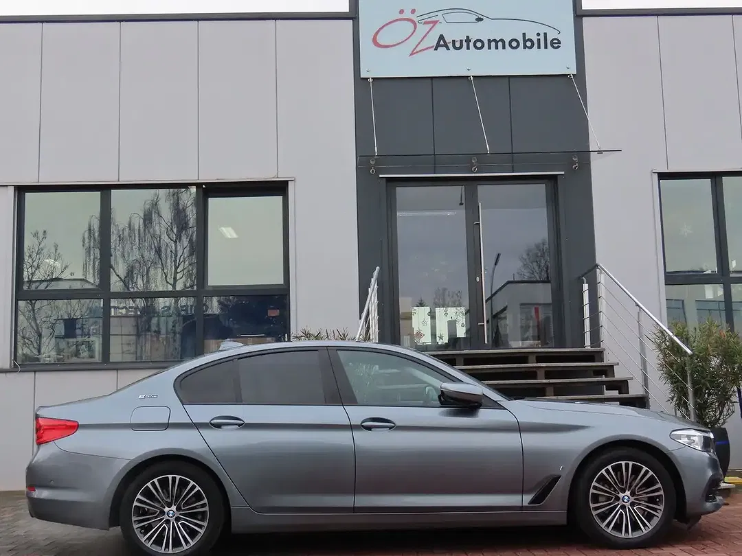 BMW 530 - Thumbnail 11
