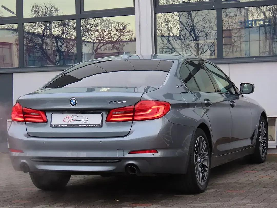 BMW 530 - Thumbnail 6