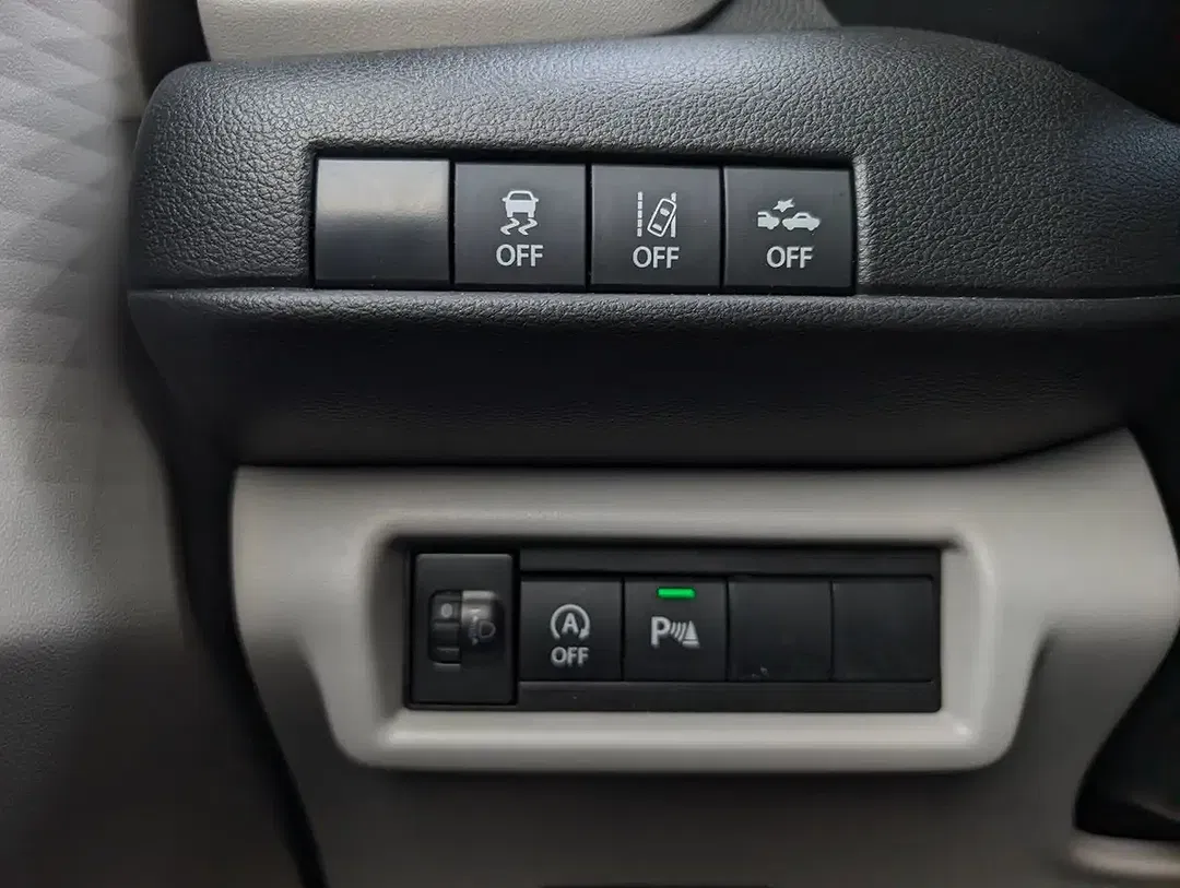Suzuki Swift - Thumbnail 18