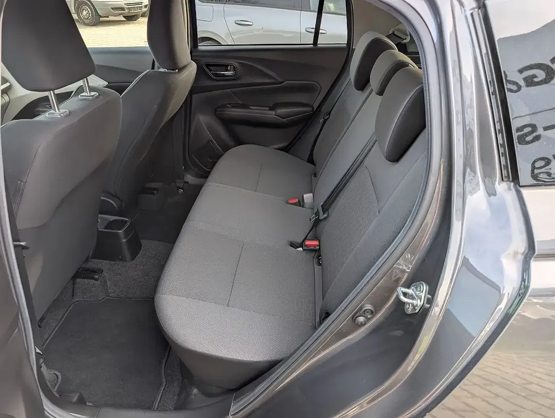 Suzuki Swift - Thumbnail 21