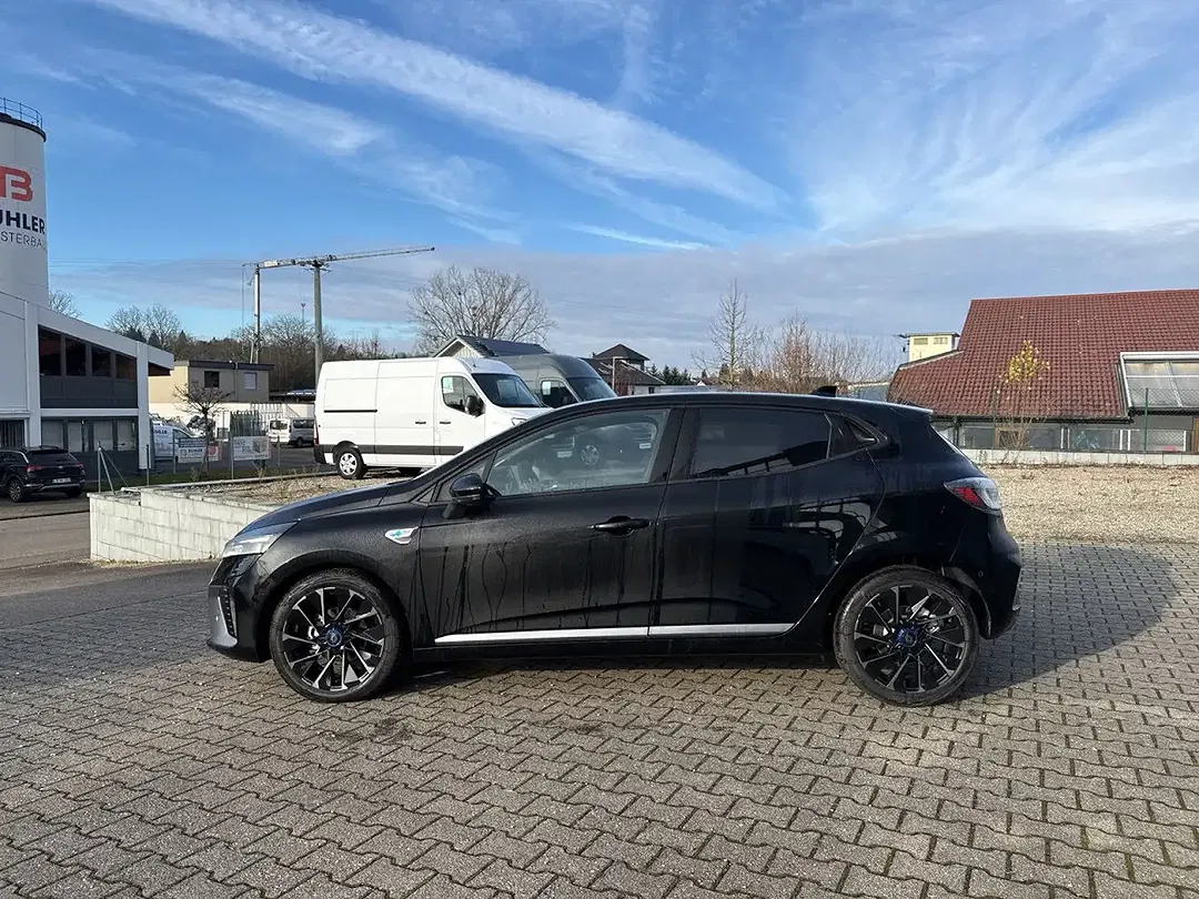 Renault Clio - Thumbnail 2