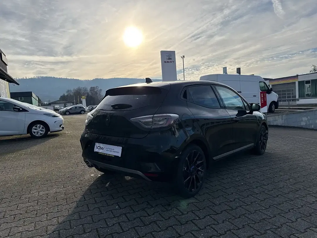Renault Clio - Thumbnail 4