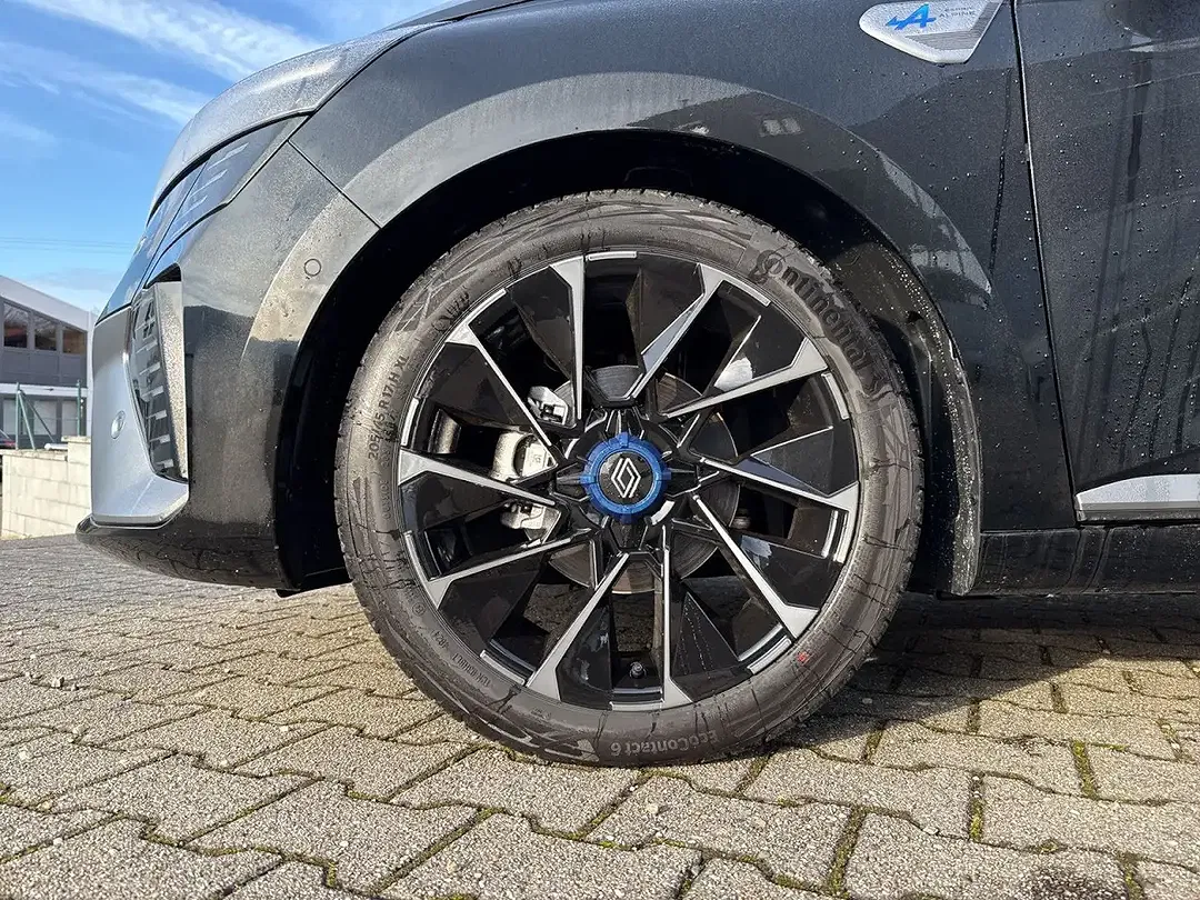 Renault Clio - Thumbnail 9