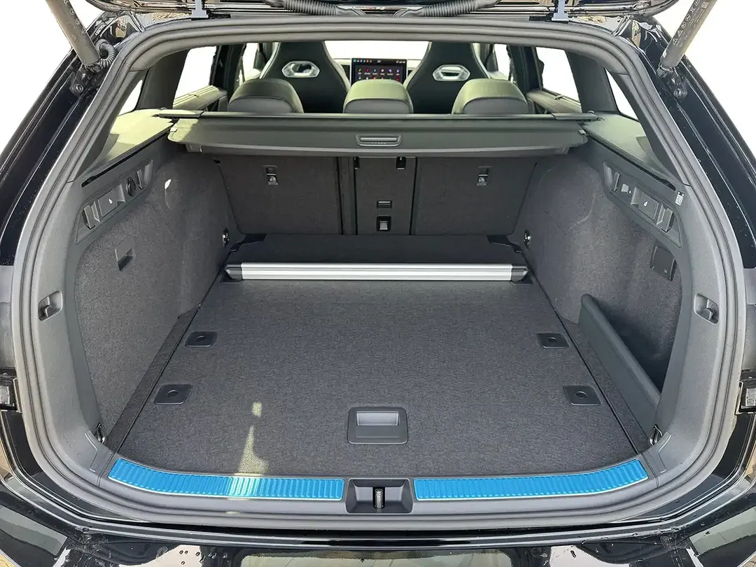 Volkswagen Passat Variant - Thumbnail 6