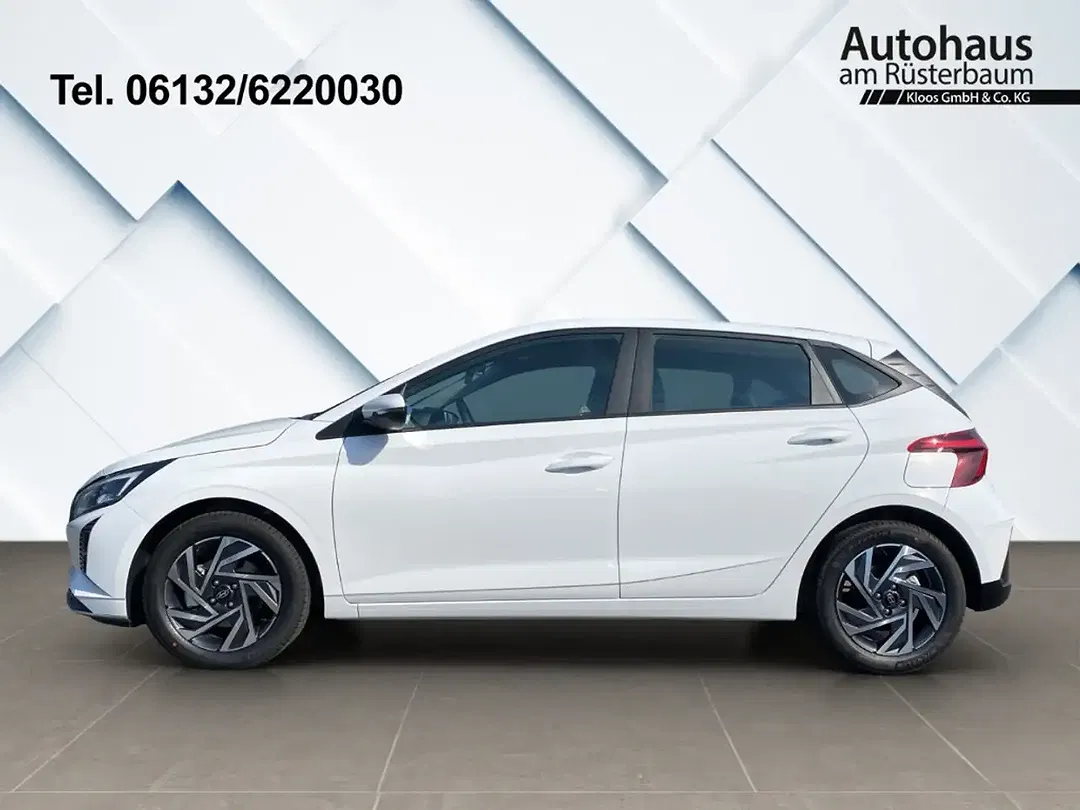 Hyundai i20 - Thumbnail 3
