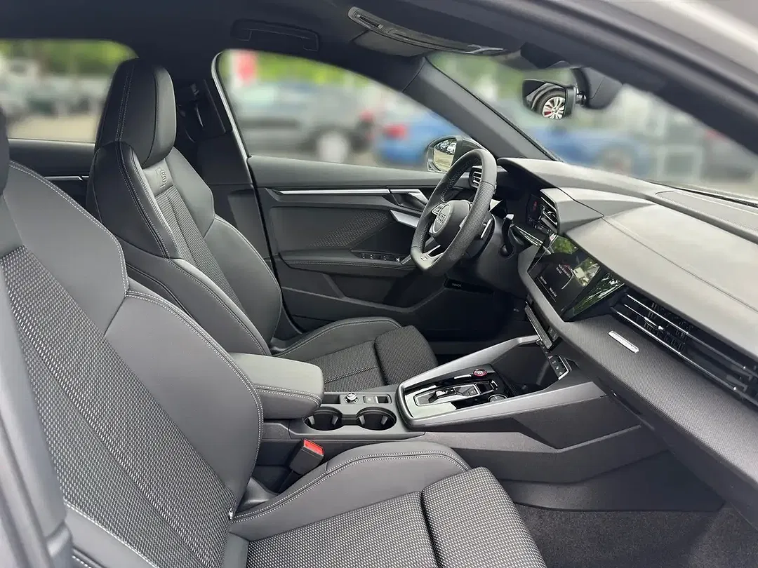 Audi S3 - Thumbnail 10