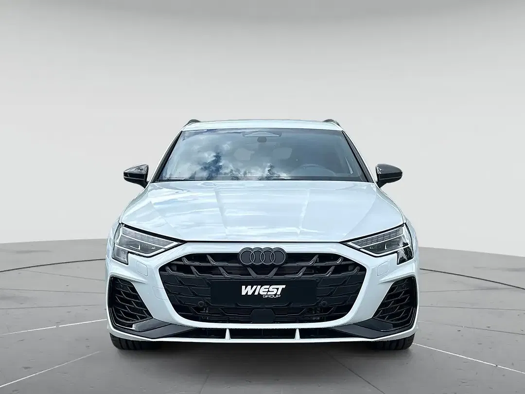 Audi S3 - Thumbnail 3