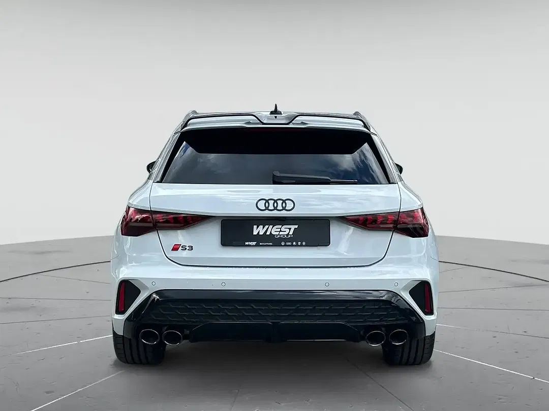 Audi S3 - Thumbnail 6