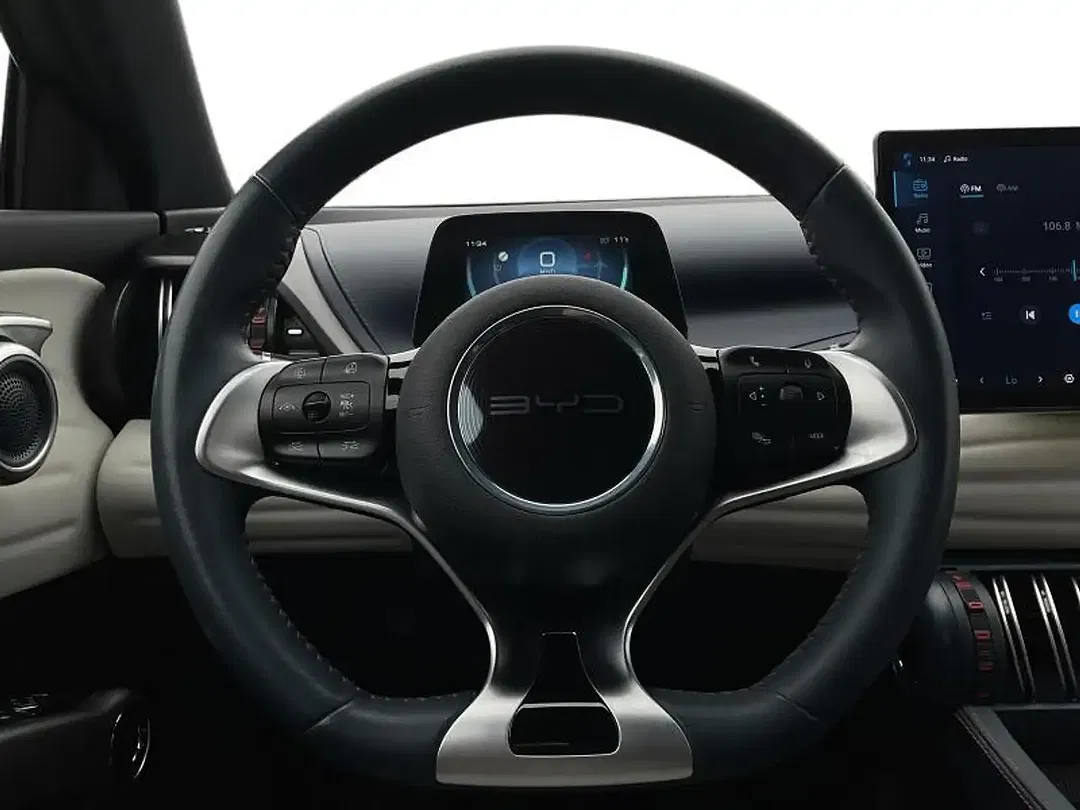 BYD Atto 3 - Thumbnail 7