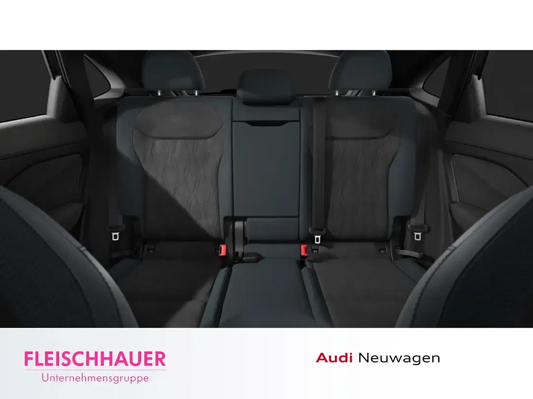 Audi Q3 - Thumbnail 9