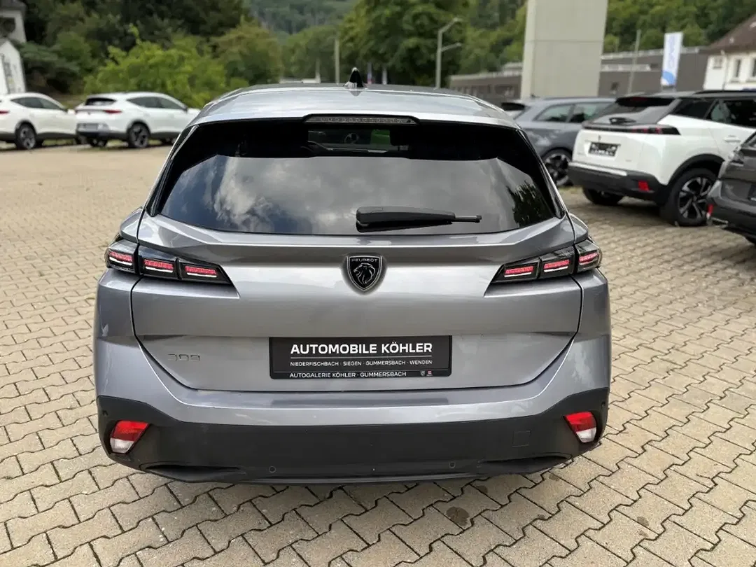 Peugeot 308 - Thumbnail 5