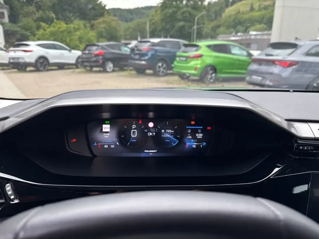 Peugeot 308 - Thumbnail 9