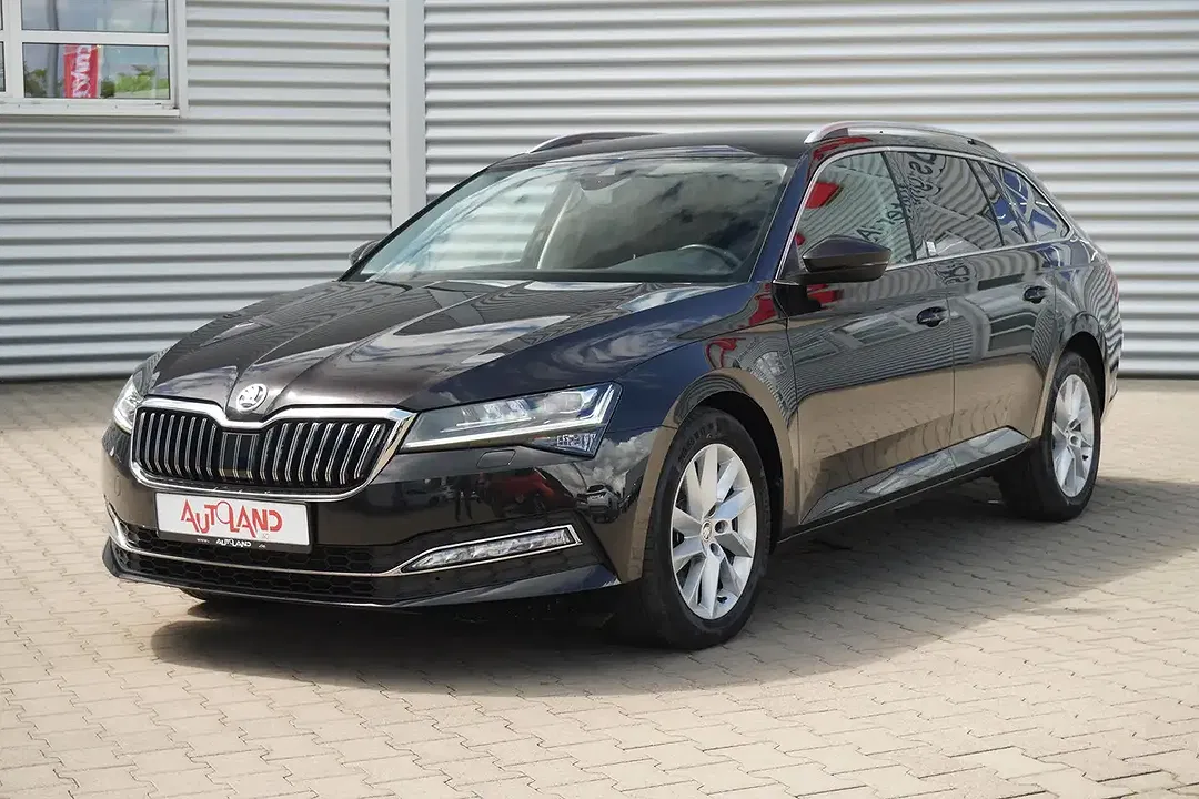 Skoda Superb - Thumbnail 1