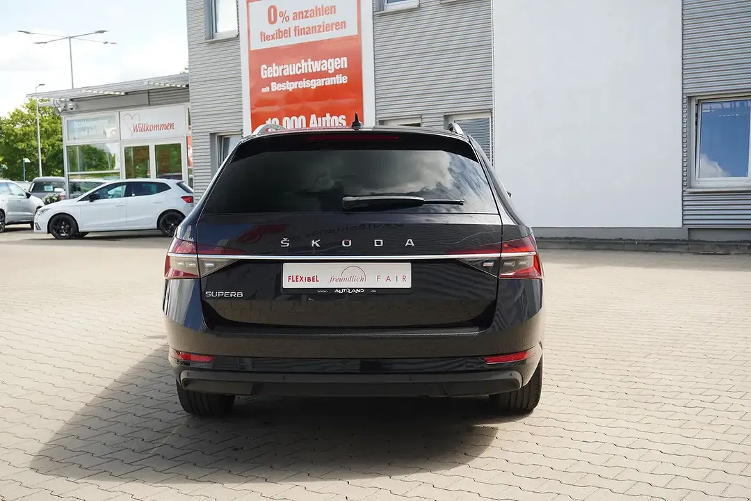 Skoda Superb - Thumbnail 6