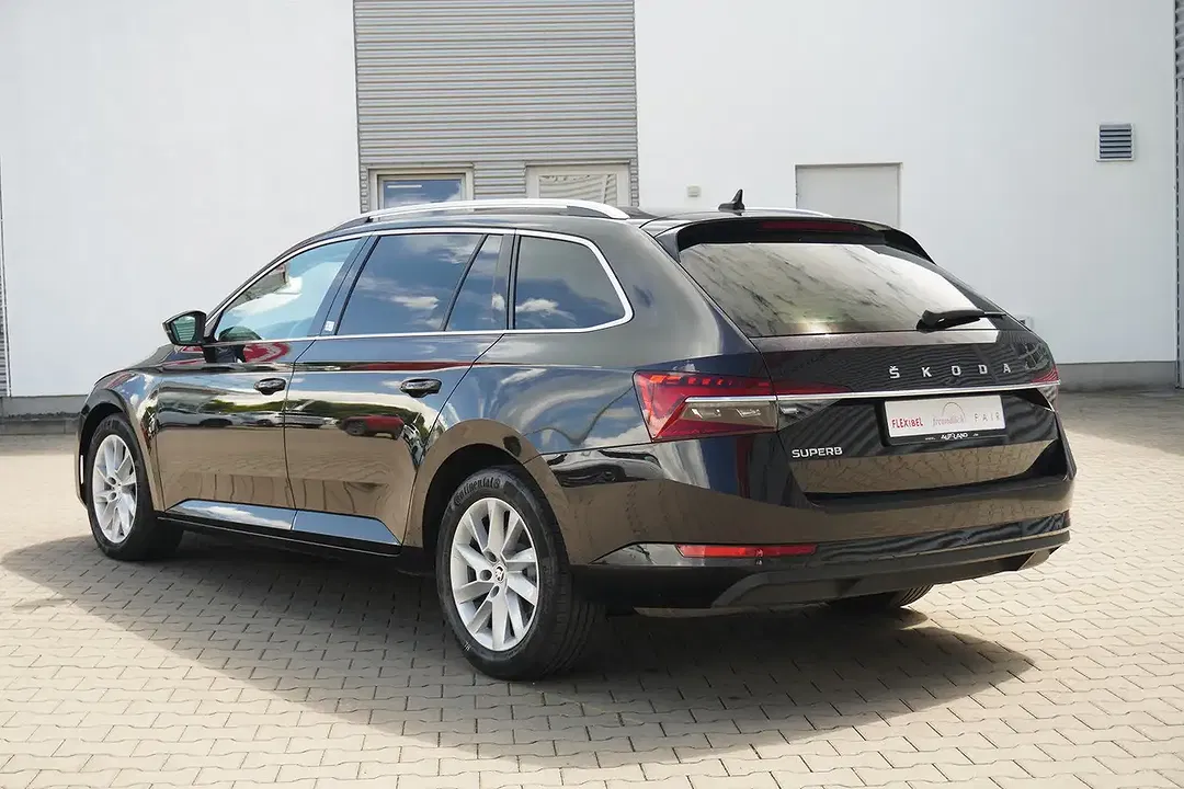 Skoda Superb - Thumbnail 7
