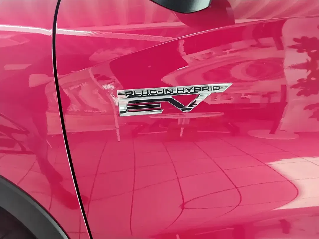 Mitsubishi Outlander - Thumbnail 14