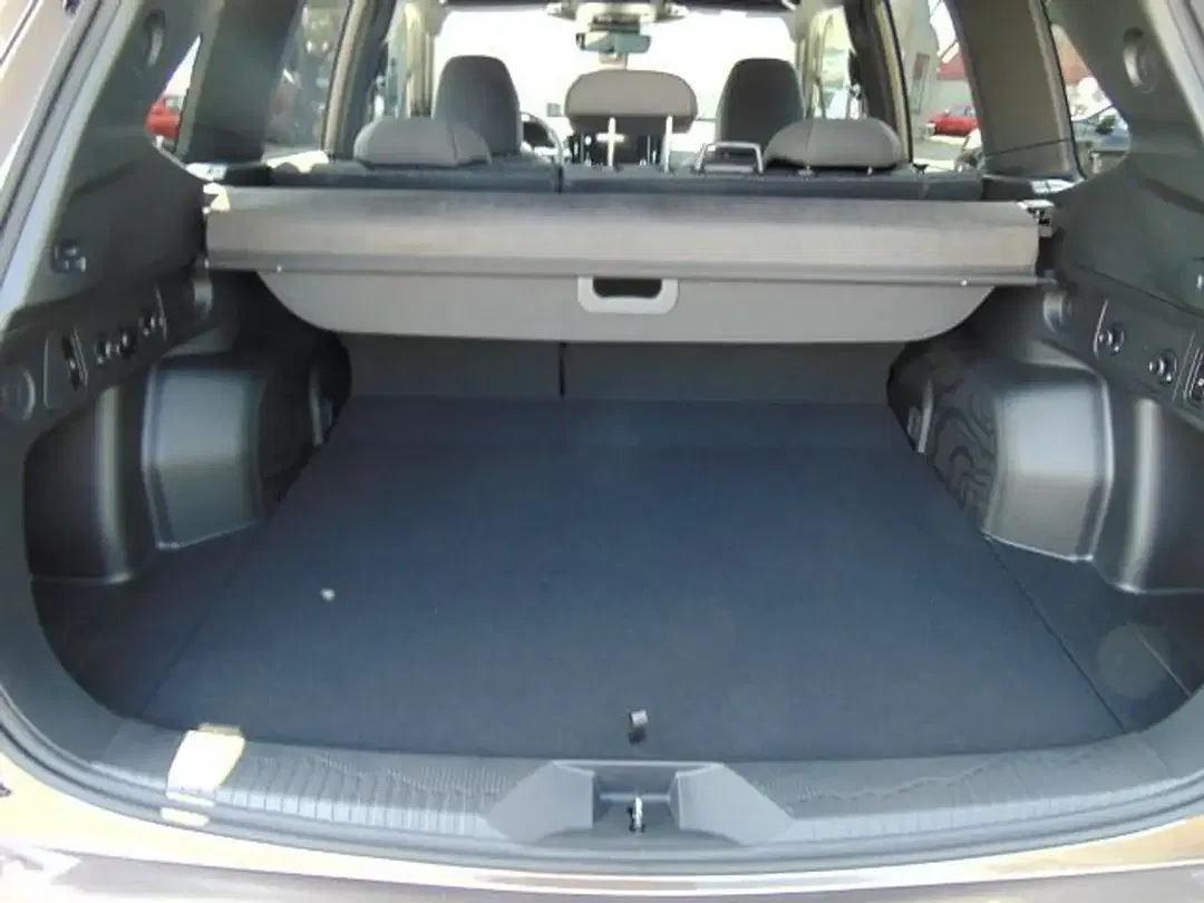 Subaru Forester - Thumbnail 9