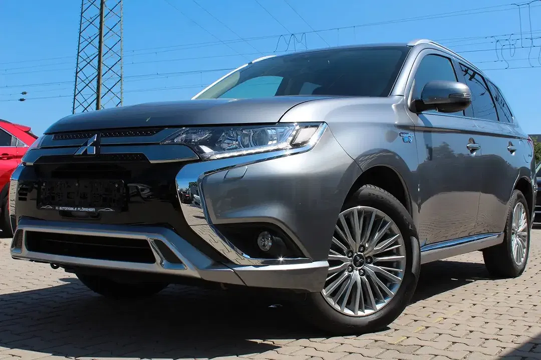 Mitsubishi Outlander 2.4 PHEV AUT 4WD Basis