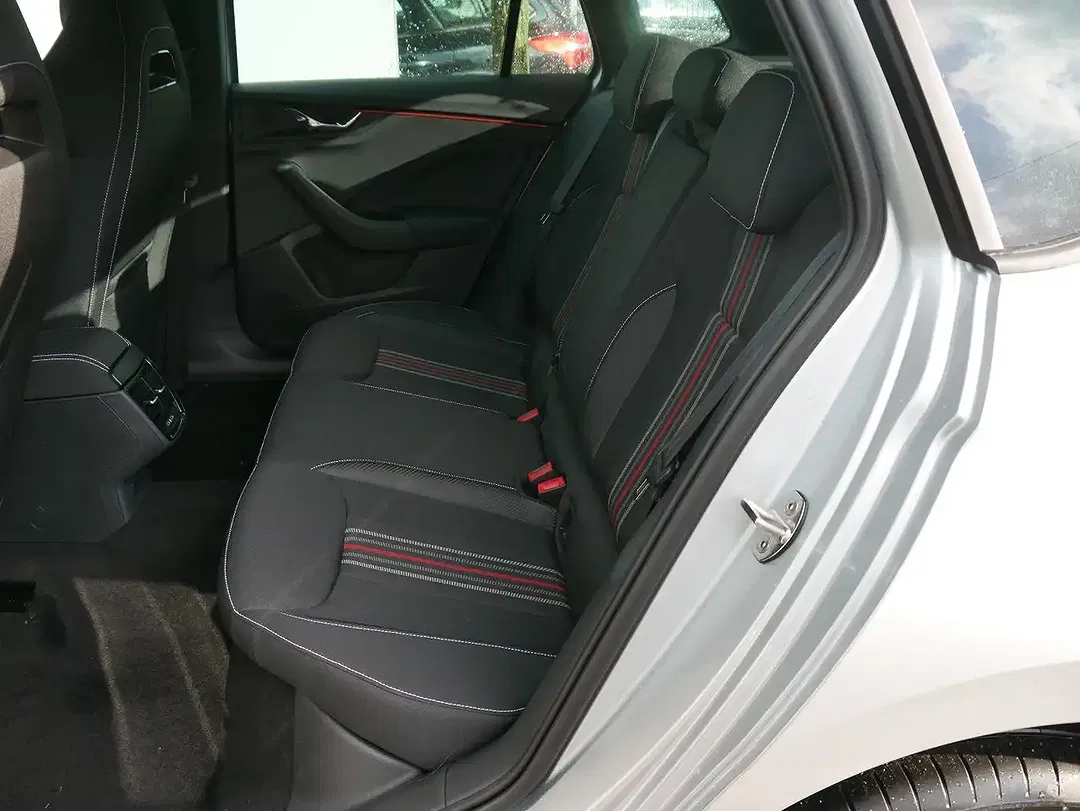 Skoda Kamiq - Thumbnail 9