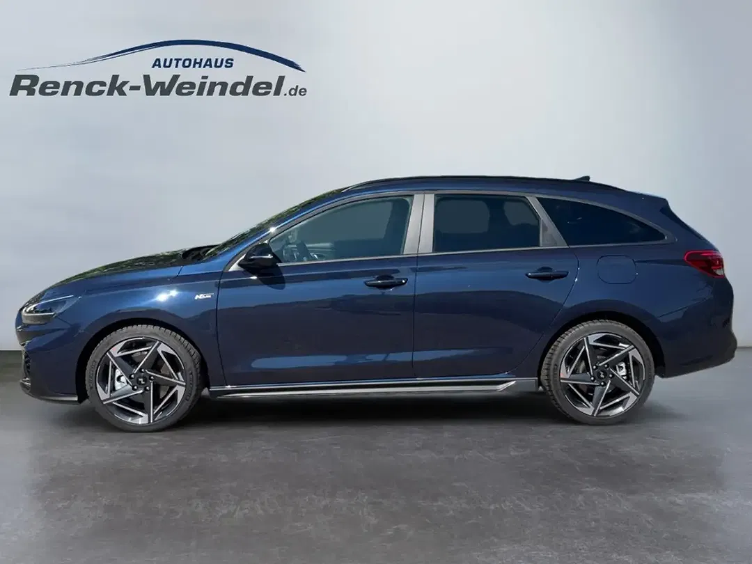 Hyundai i30 - Thumbnail 2