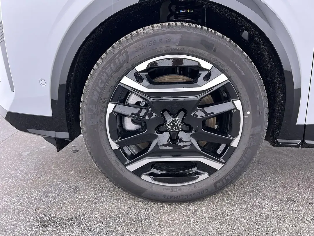 Peugeot 5008 - Thumbnail 10