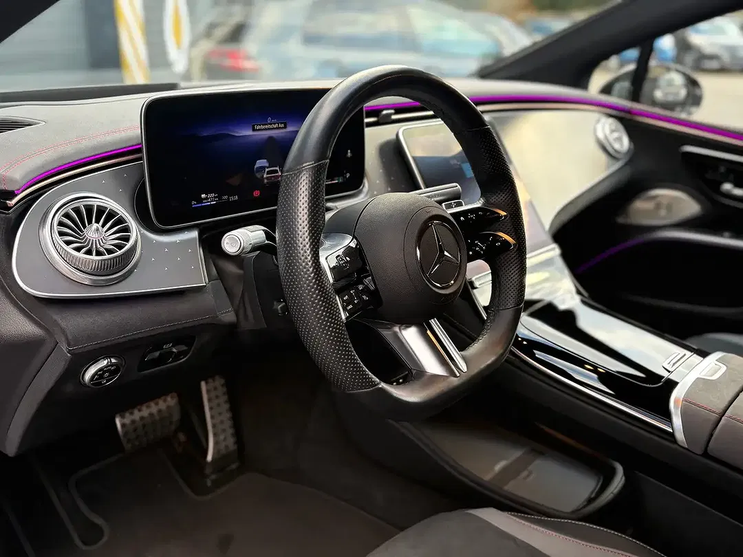Mercedes-Benz EQS - Thumbnail 12