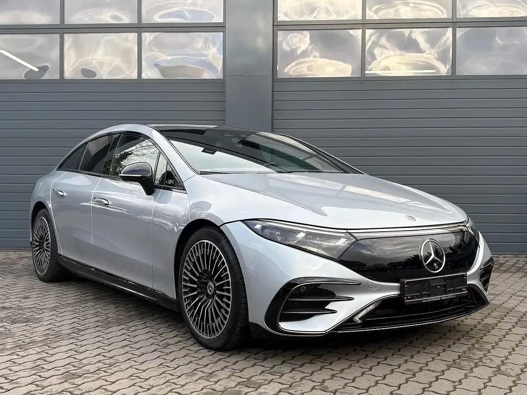 Mercedes-Benz EQS - Thumbnail 3