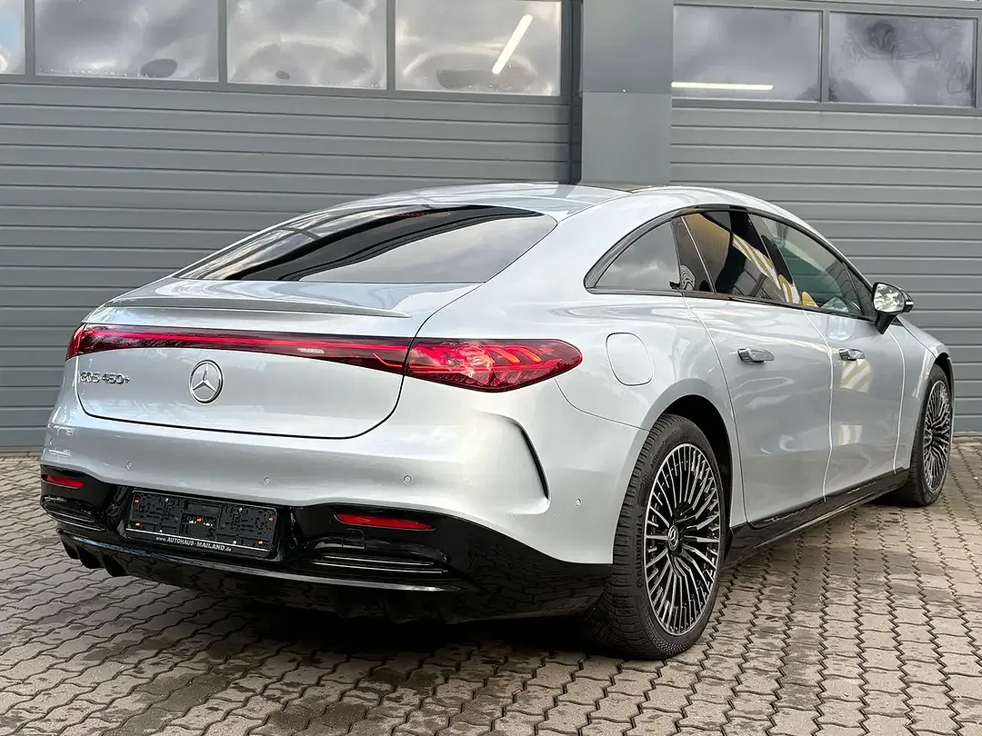 Mercedes-Benz EQS - Thumbnail 6