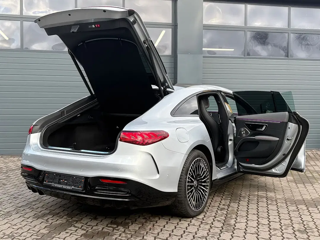 Mercedes-Benz EQS - Thumbnail 7