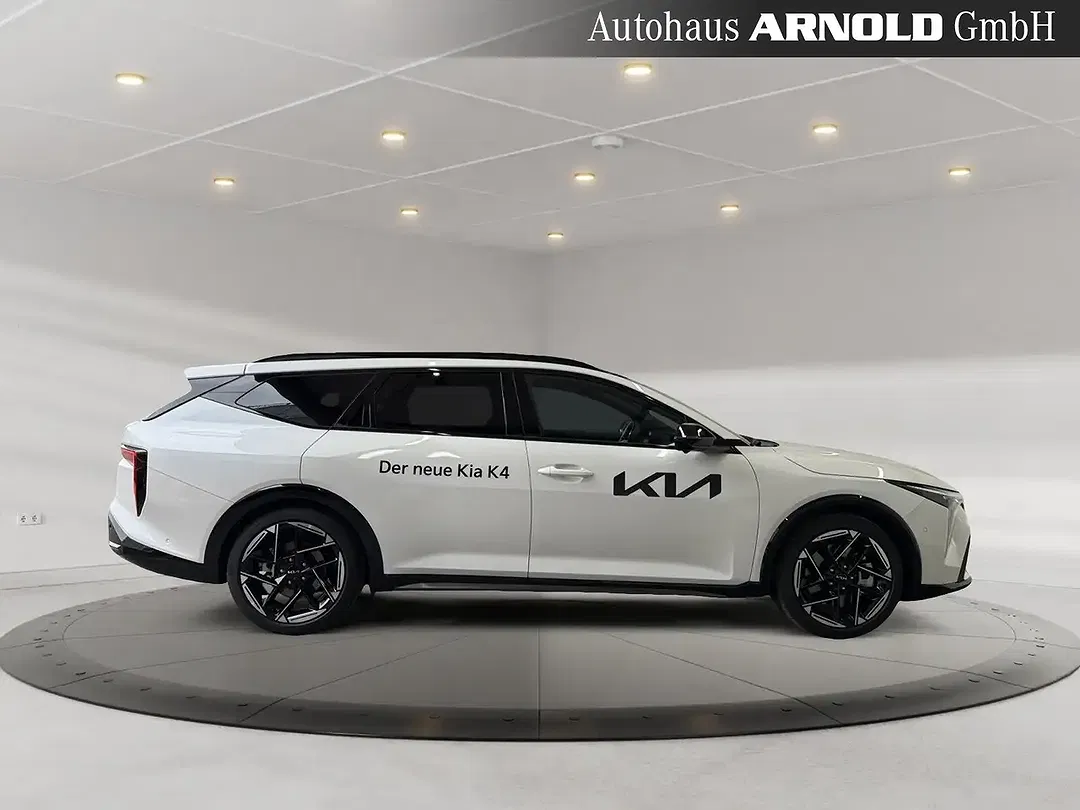 Kia K4 - Thumbnail 5
