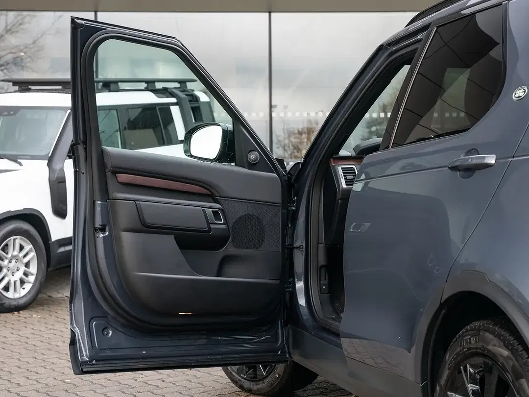 Land Rover Discovery - Thumbnail 14