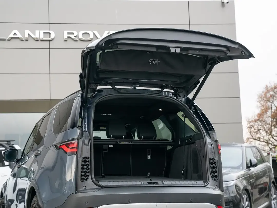 Land Rover Discovery - Thumbnail 15