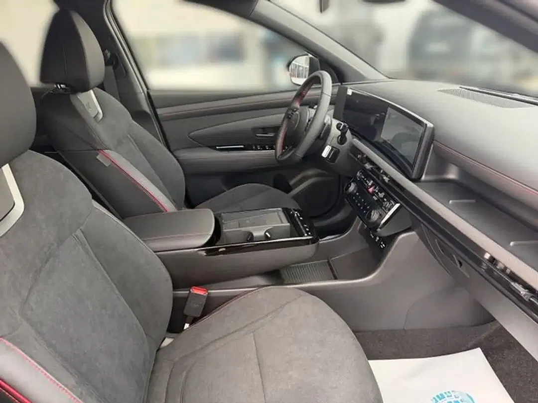 Hyundai TUCSON - Thumbnail 13