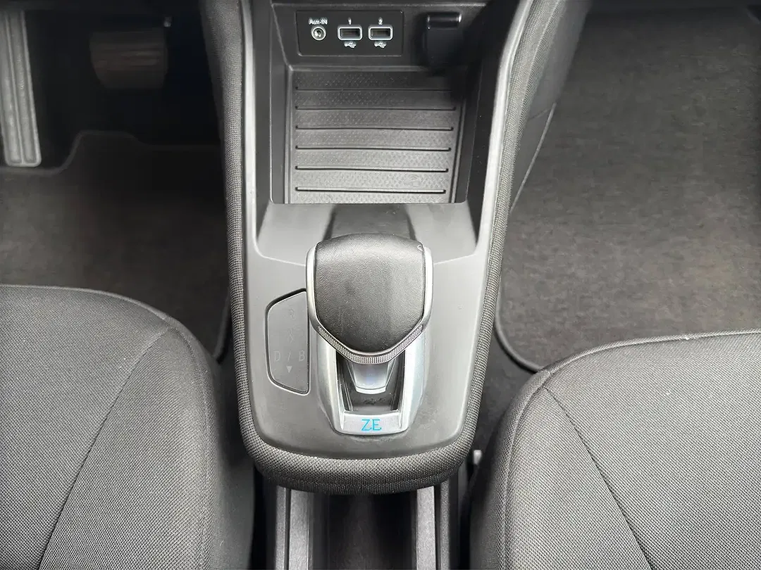 Renault ZOE - Thumbnail 14