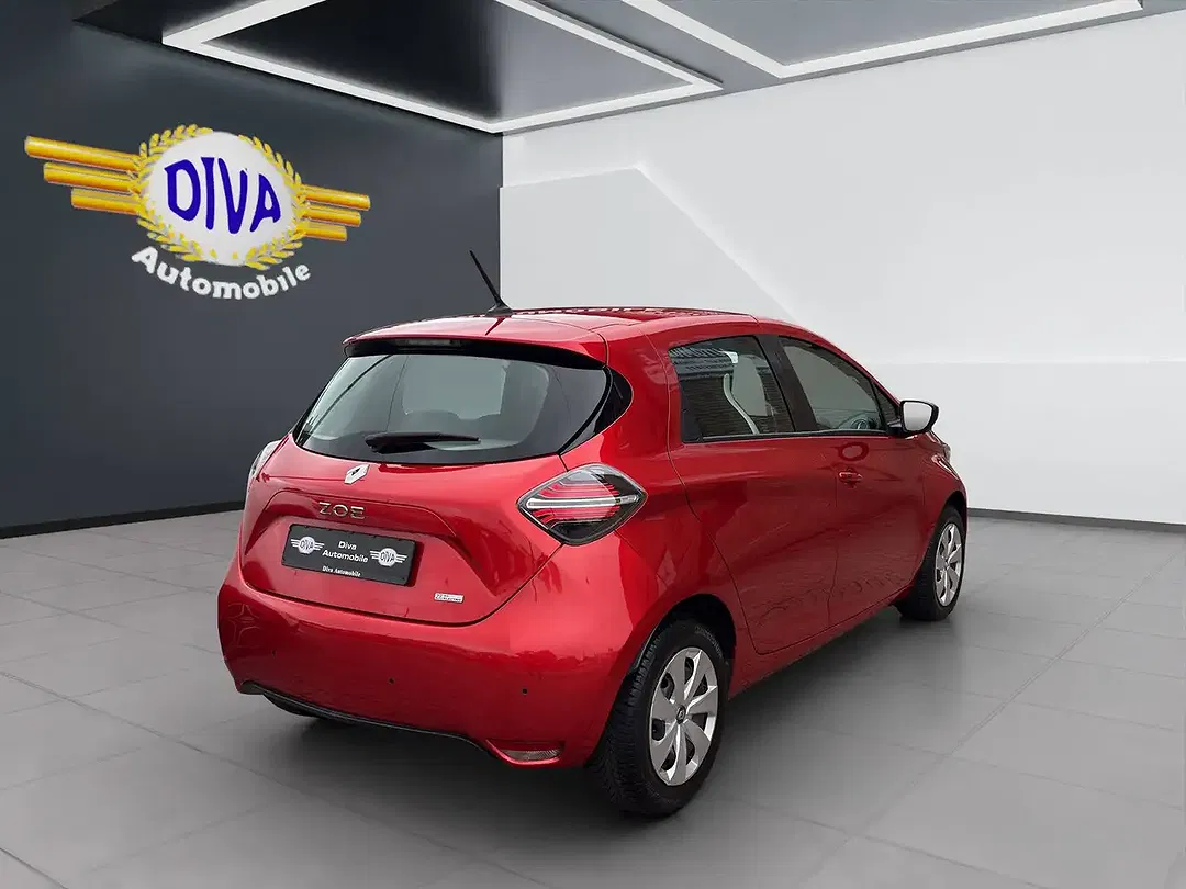 Renault ZOE - Thumbnail 2