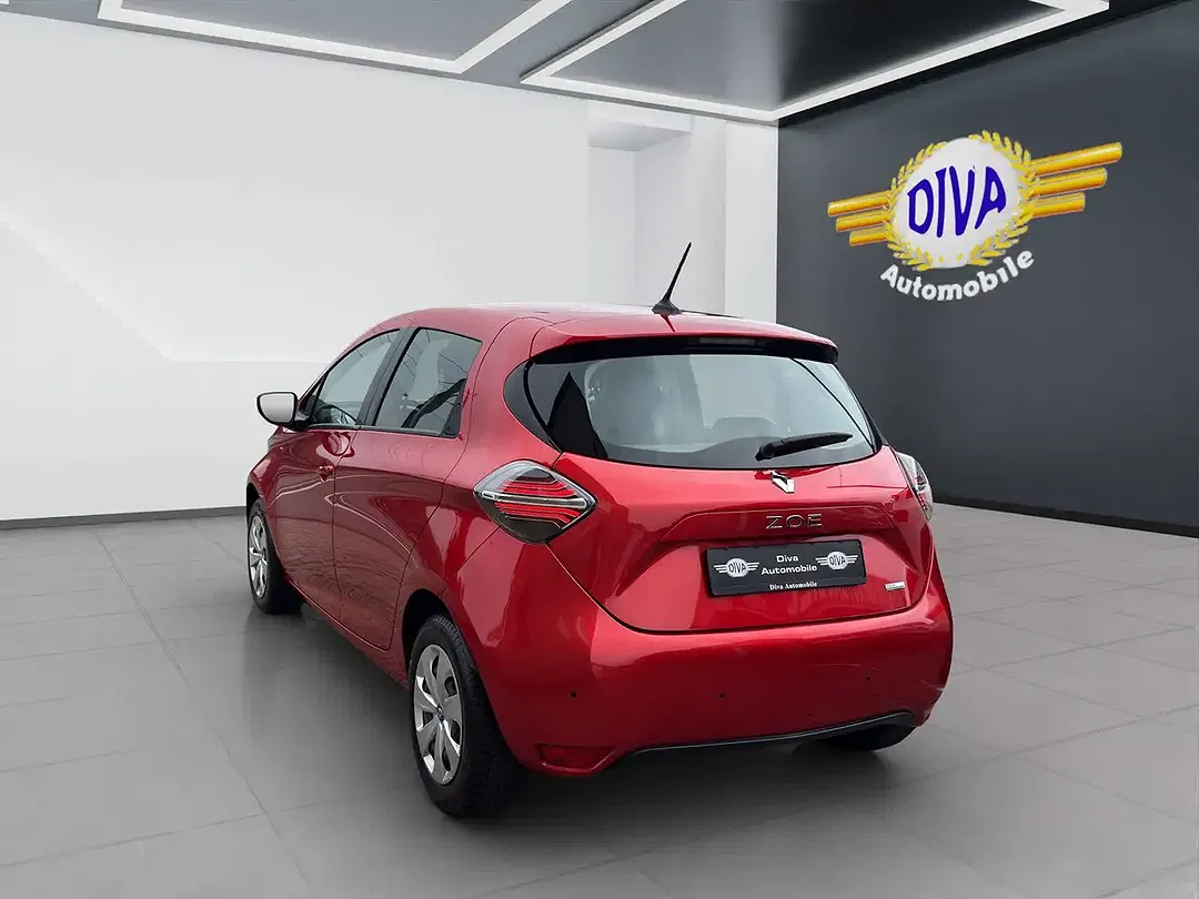 Renault ZOE - Thumbnail 4