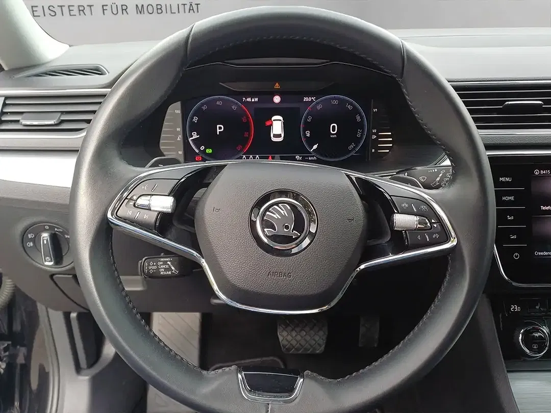 Skoda Superb - Thumbnail 11