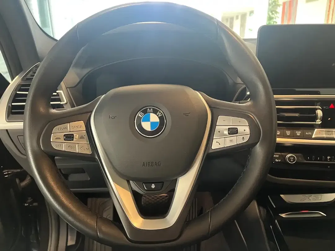 BMW X3 - Thumbnail 11