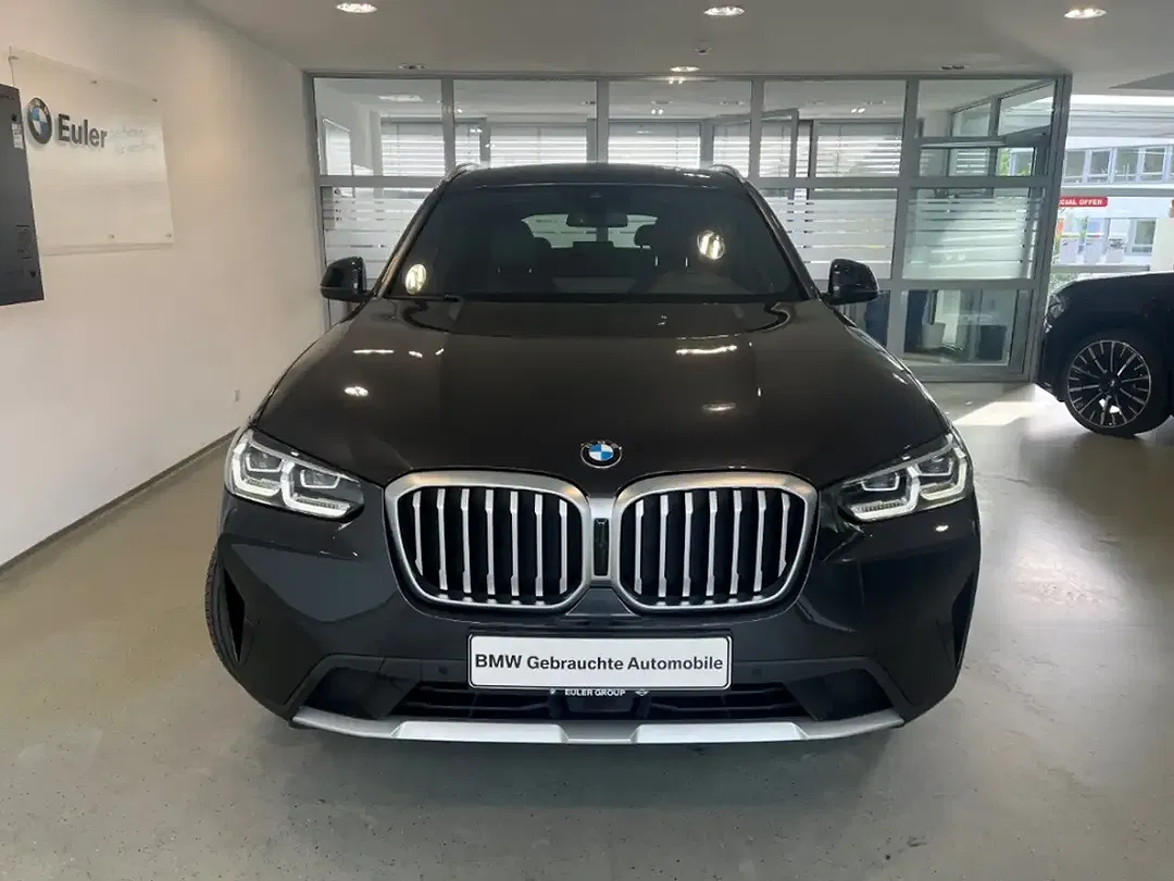 BMW X3 - Thumbnail 2