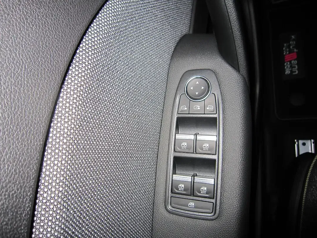 Mitsubishi ASX - Thumbnail 13