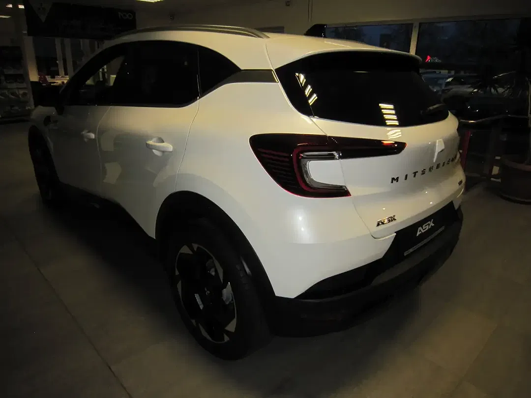 Mitsubishi ASX - Thumbnail 3