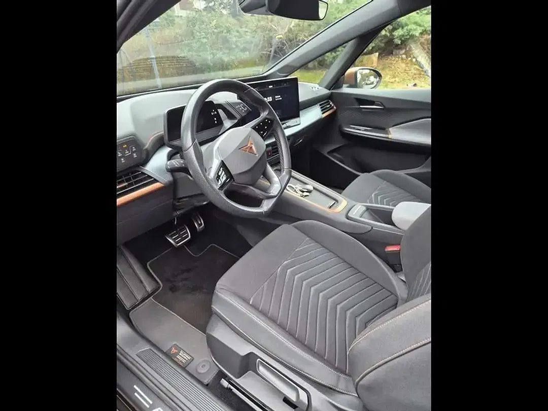 CUPRA Born - Thumbnail 6